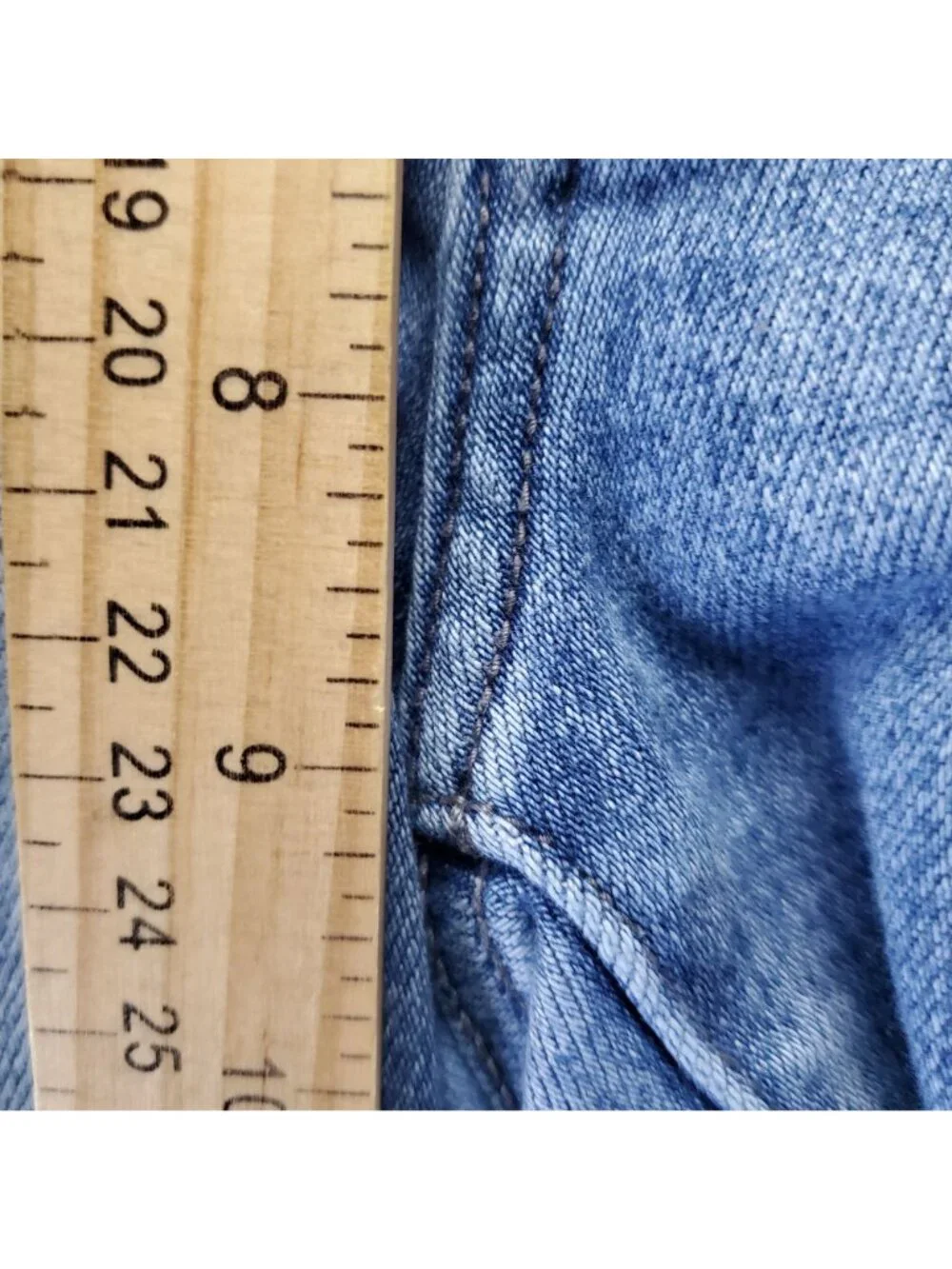 KanCan Shorts Womens Large Blue Denim Frayed Hem High-Rise Stretchy Jorts *Read*
